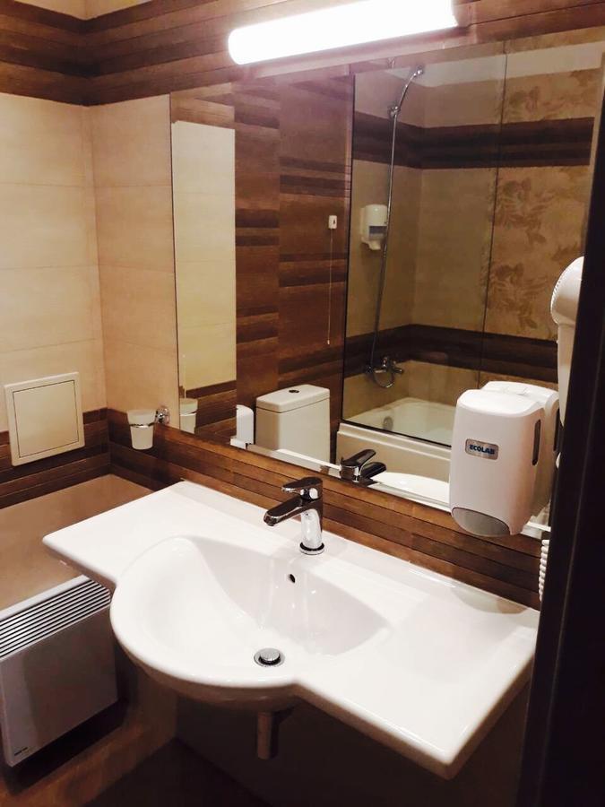 Hotel Etropolia Етрополе Экстерьер фото