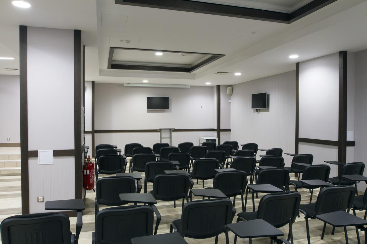 Hotel Etropolia Етрополе Экстерьер фото