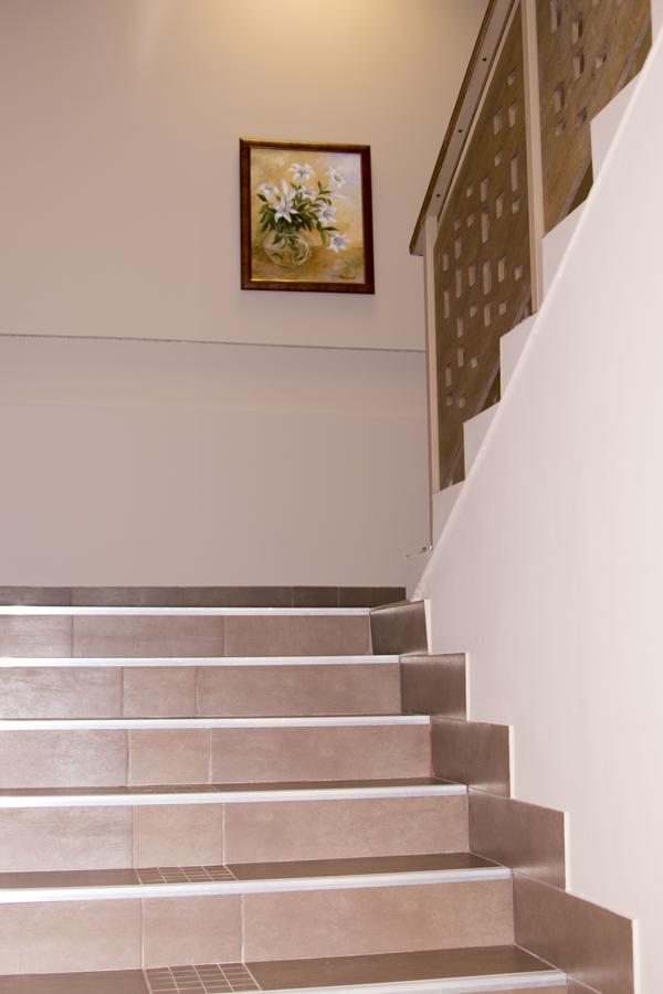 Hotel Etropolia Етрополе Экстерьер фото